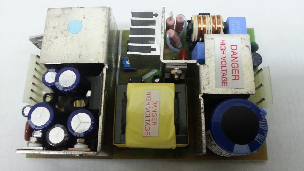 PS 0110  REV01  IN 100-240VCA   OUT+ 5V 8A / +3.3V 6A / -32V 1A