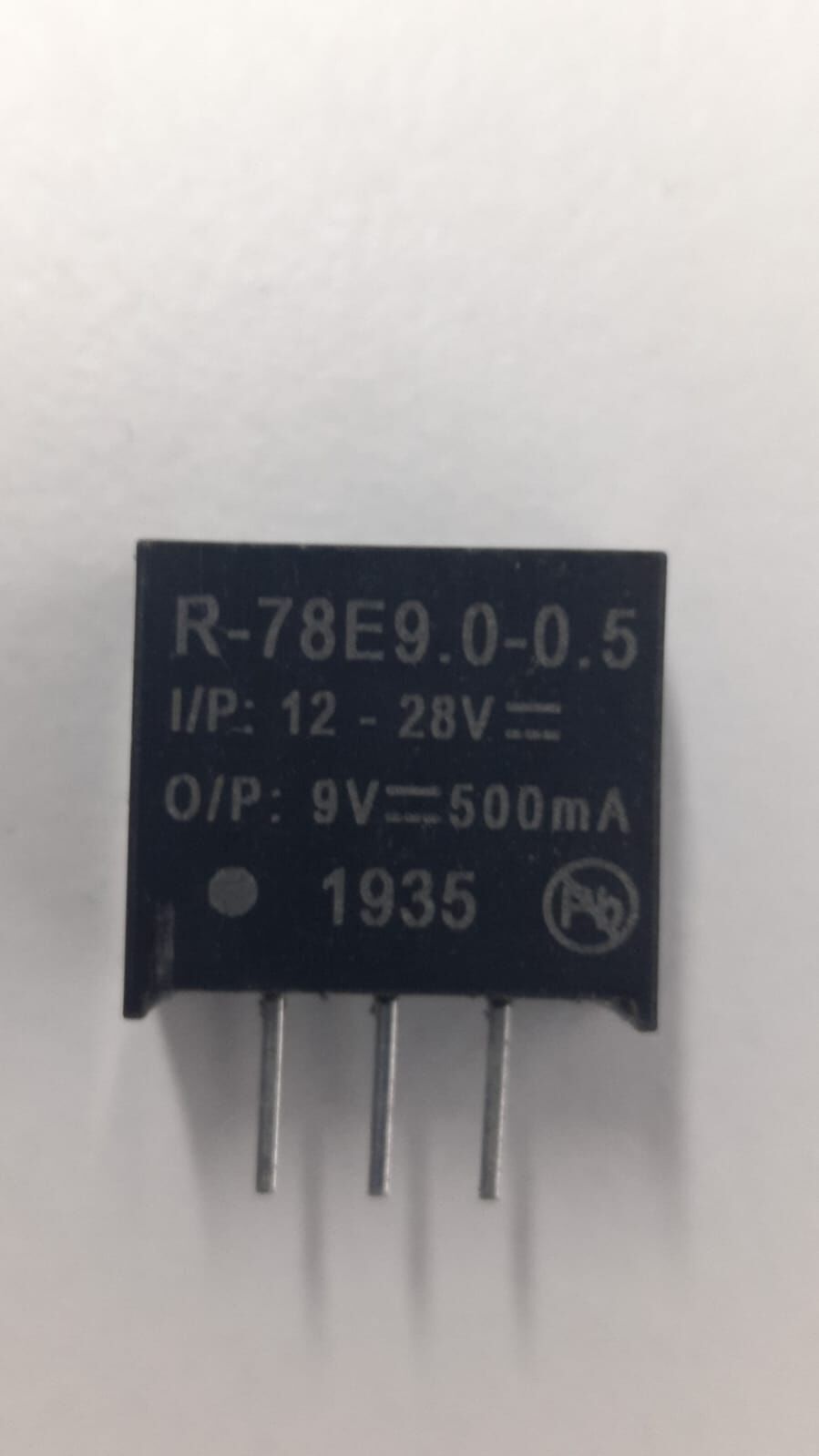R-78BE9.0-0.5   12-28 Volt giriş 9 Volt Çıkış ( R78BE9.0 )