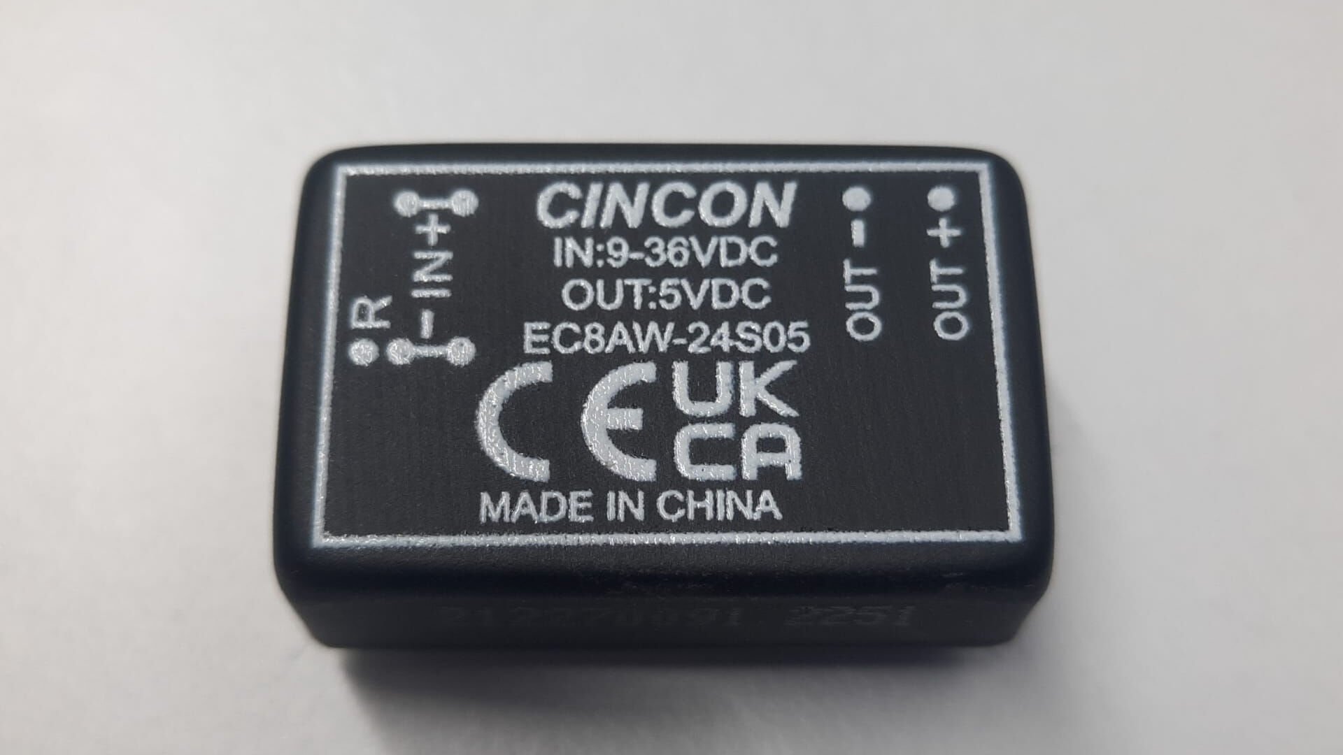 EC8AW-24S05   9-36 VDC IN  5VDC OUT 15 Watt