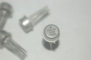 UA311HC ( Metal Opam. LM311)